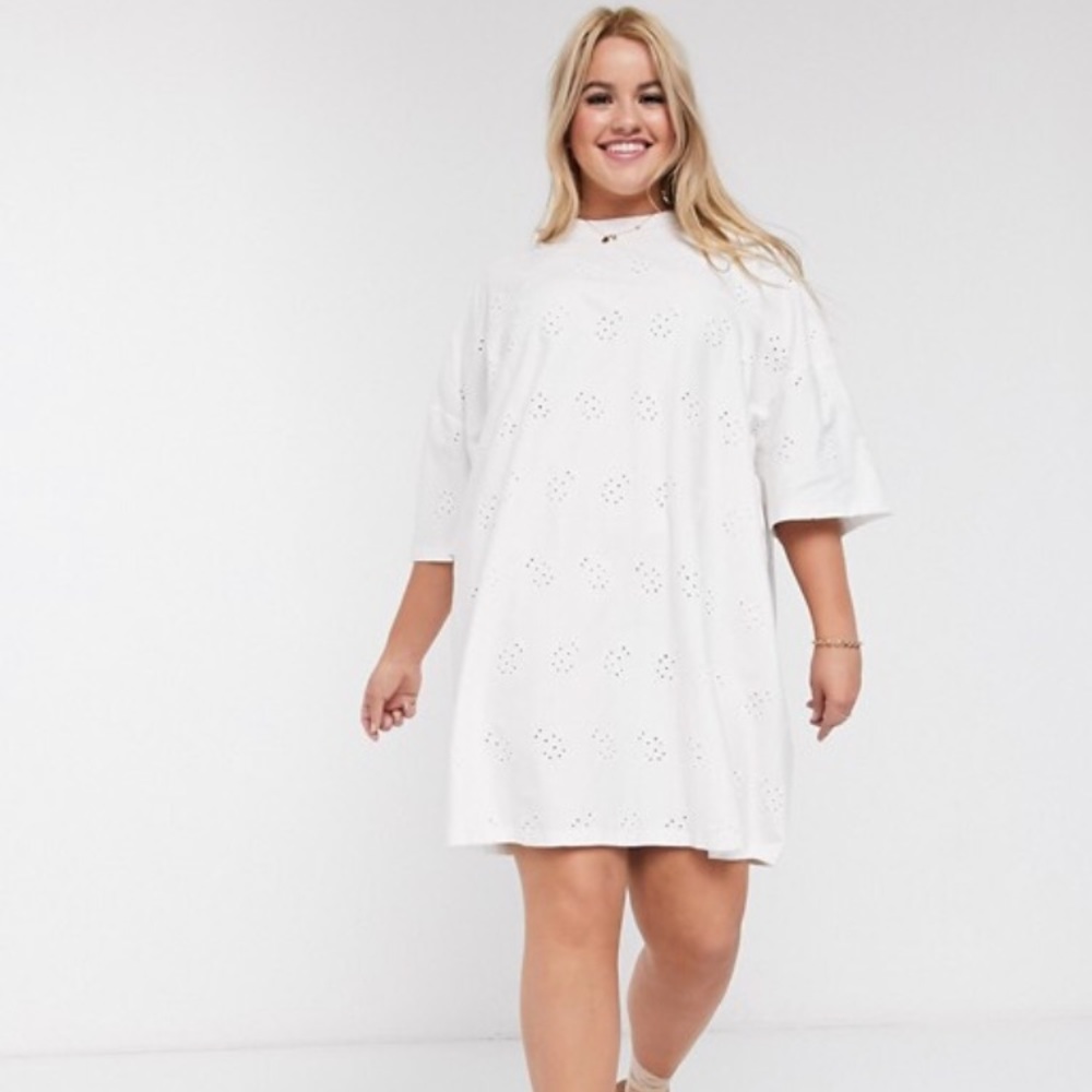 Oversized white cotton T-shirt dress